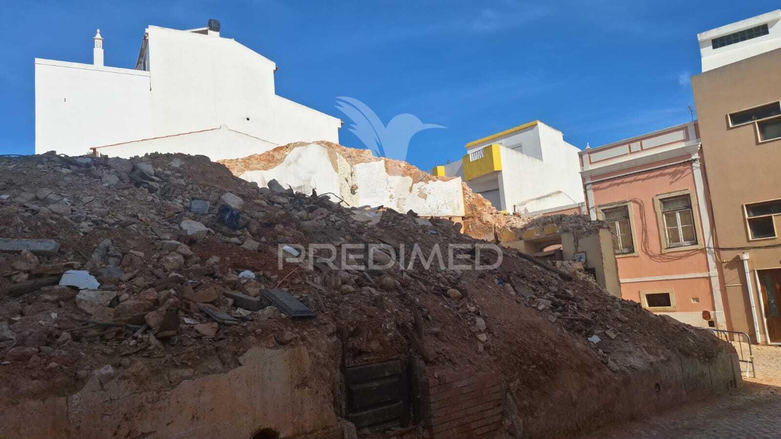 Ruina na zona ribeirinha de portimão