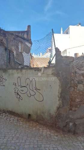 Ruina na zona ribeirinha de portimão