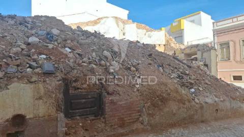 Ruina na zona ribeirinha de portimão