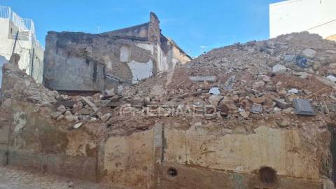 Ruina na zona ribeirinha de portimão