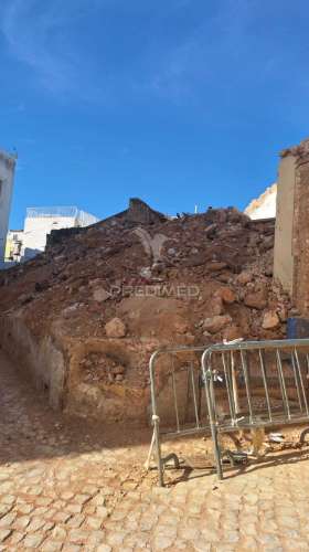 Ruina na zona ribeirinha de portimão