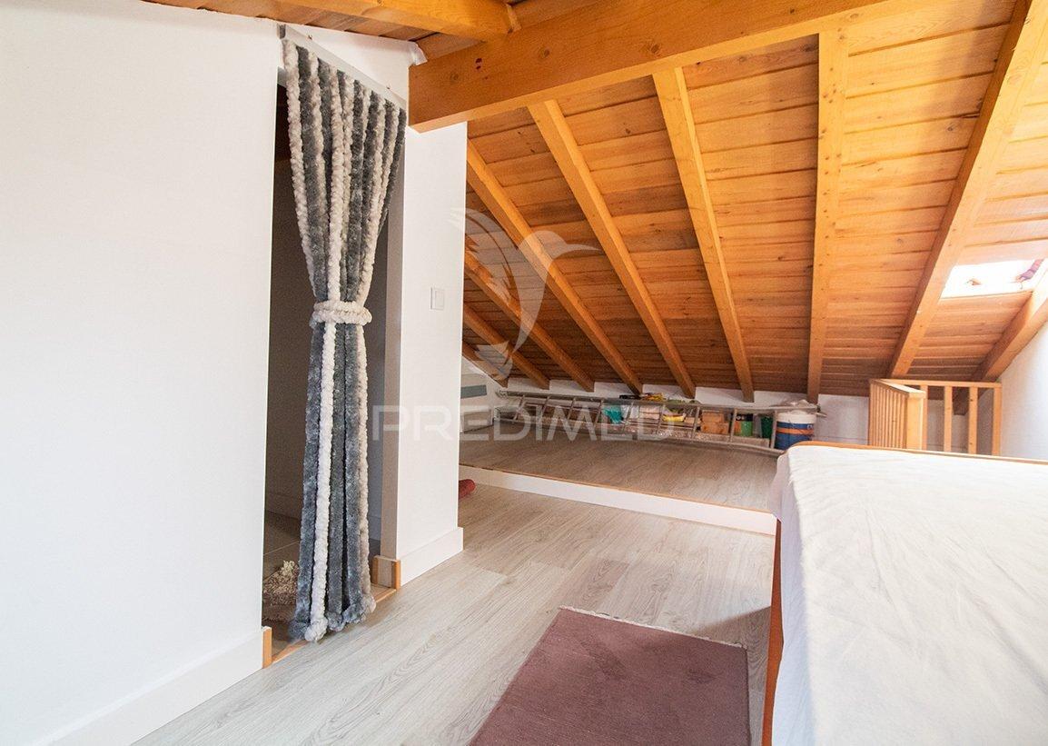 T1 recuperado no vimieiro c/ cozinha equipada e sótão habitável