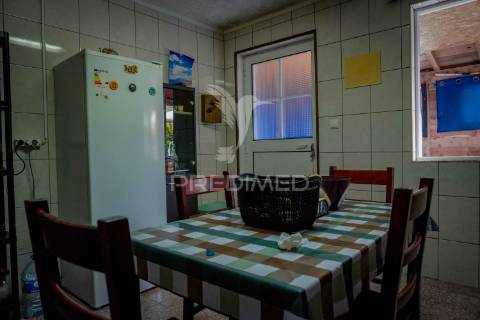 Moradia t2 com vista mar – silveira, lajes do pico