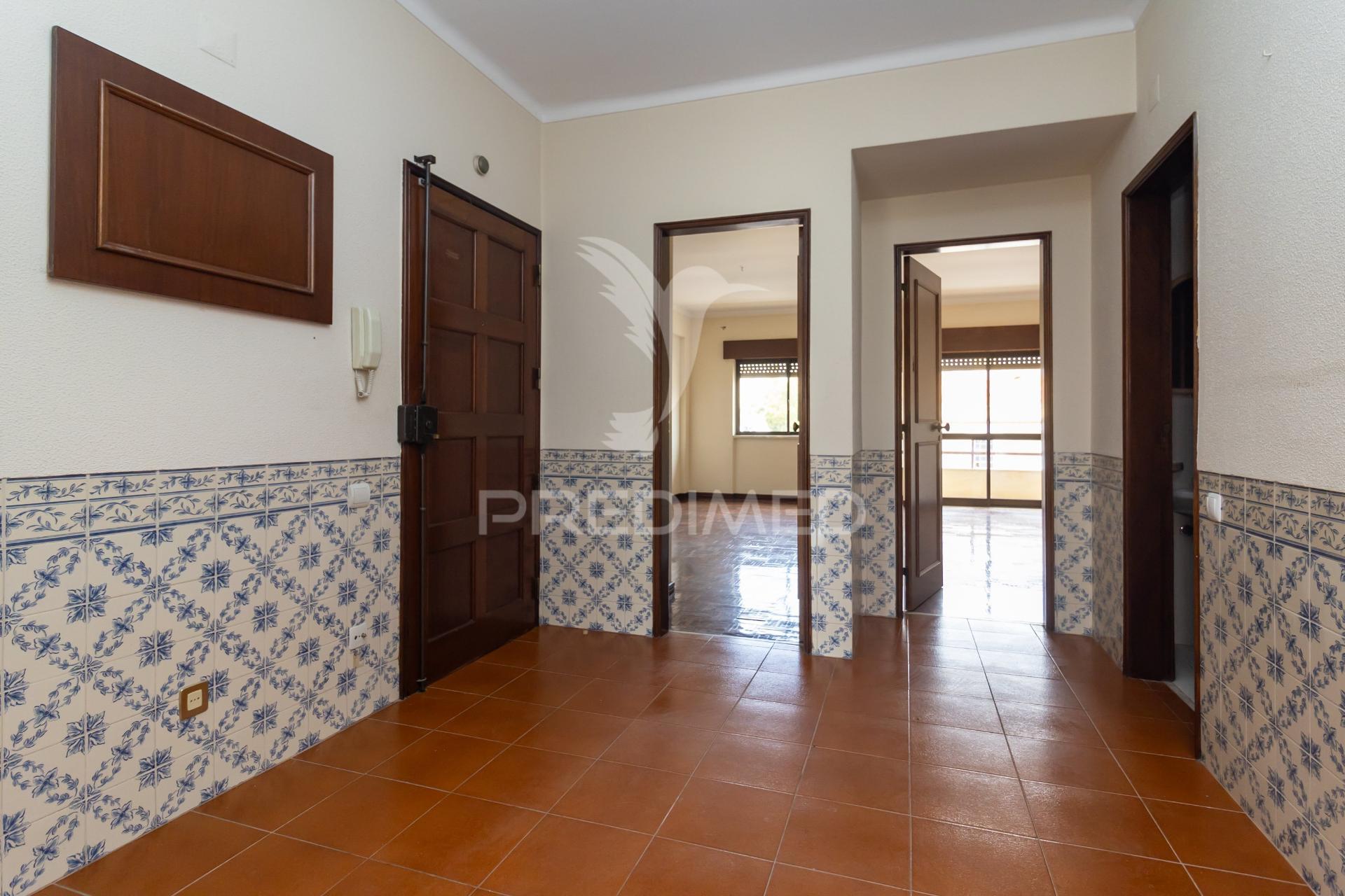 Apartamento t3 na avenida dos ciprestes