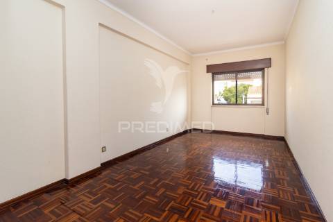 Apartamento t3 na avenida dos ciprestes