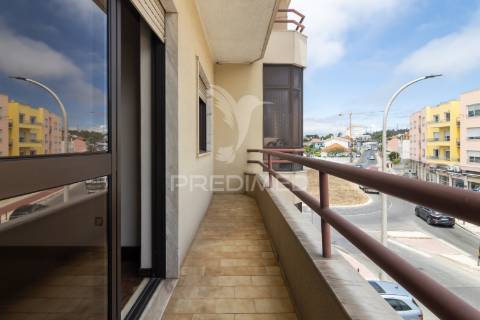 Apartamento t3 na avenida dos ciprestes