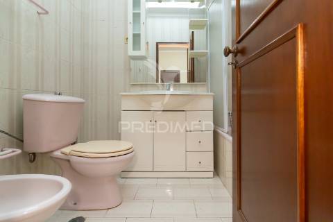 Apartamento t3 na avenida dos ciprestes