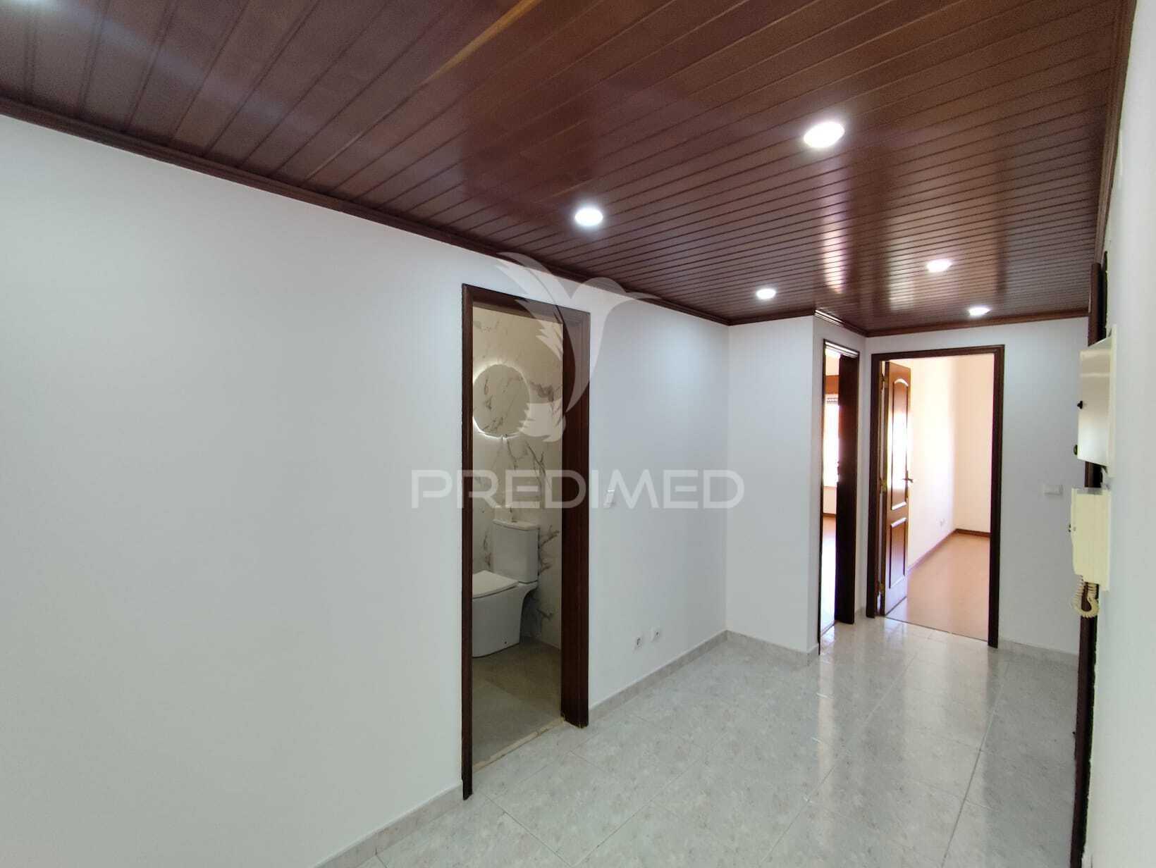 T3 remodelado , para arrendar em santa marta do pinhal