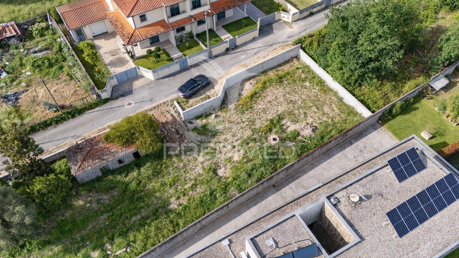 Terreno em barbudo, vila verde