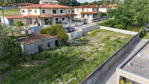 Terreno em barbudo, vila verde