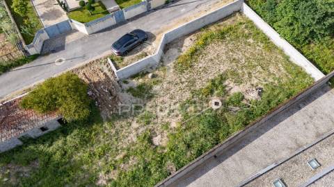 Terreno em barbudo, vila verde