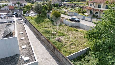 Terreno em barbudo, vila verde
