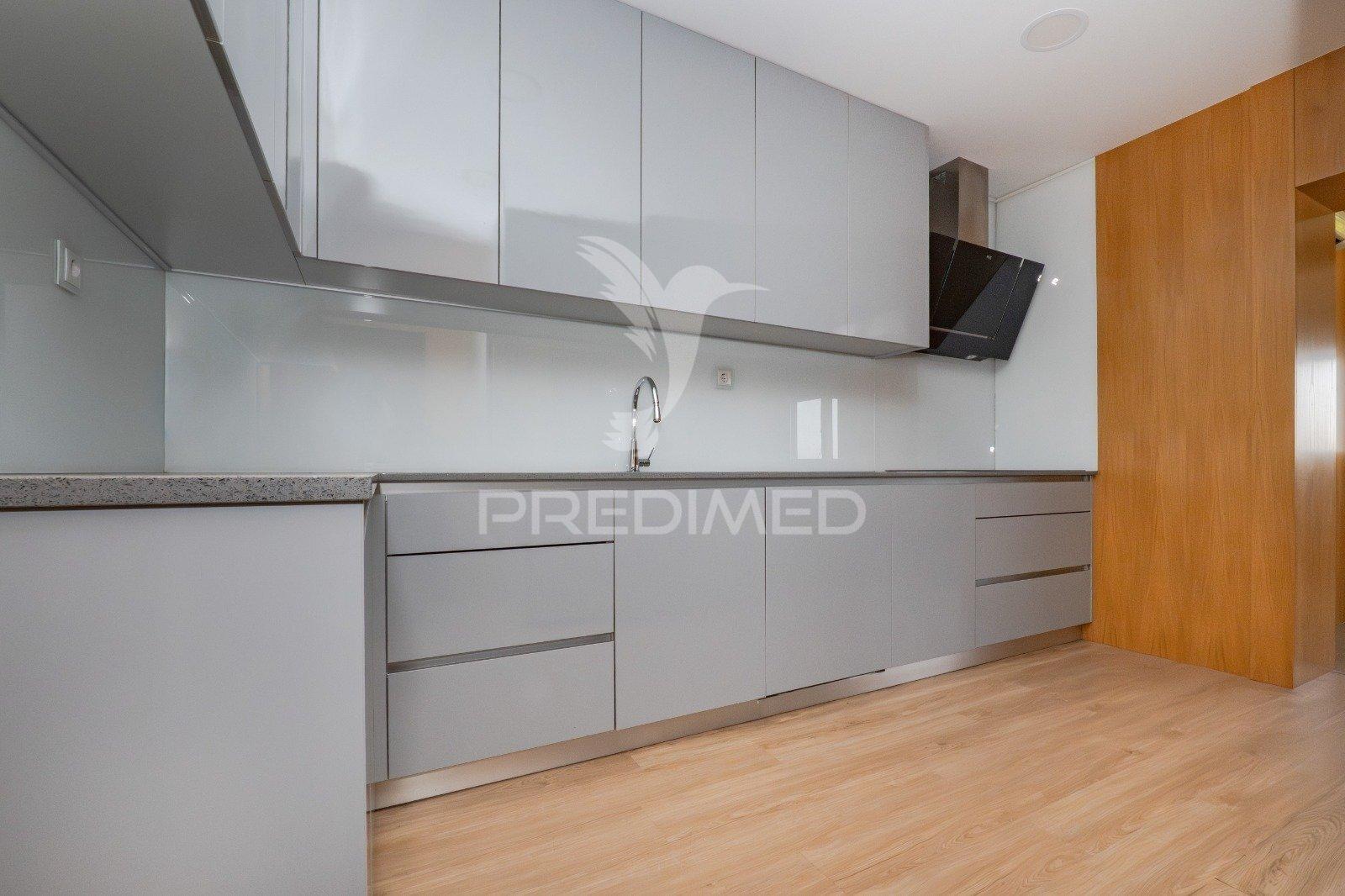 Excelente apartamento t3 de cobertura com 230 m² no centro de braga