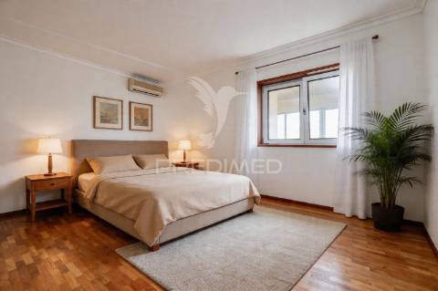 Excelente apartamento t3 de cobertura com 230 m² no centro de braga