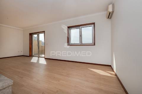 Excelente apartamento t3 de cobertura com 230 m² no centro de braga