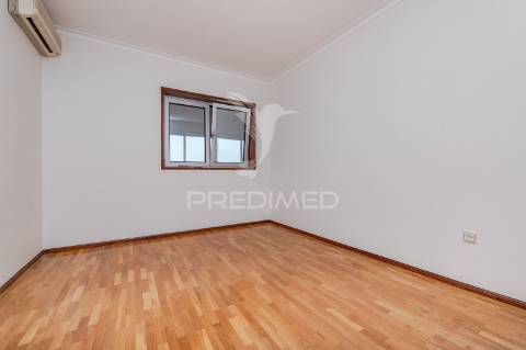 Excelente apartamento t3 de cobertura com 230 m² no centro de braga