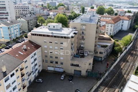 Excelente apartamento t3 de cobertura com 230 m² no centro de braga