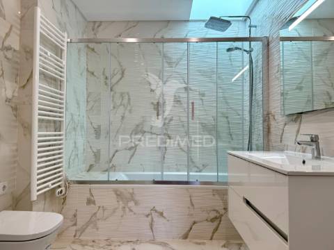 Apartamento t3 - triplex, condomínio privado no coração de leiria