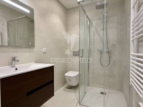 Apartamento t3 - triplex, condomínio privado no coração de leiria