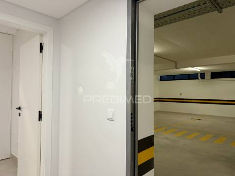 Apartamento t3 - triplex, condomínio privado no coração de leiria
