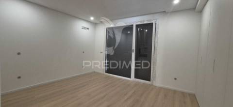 Moradia t4 em palmeira