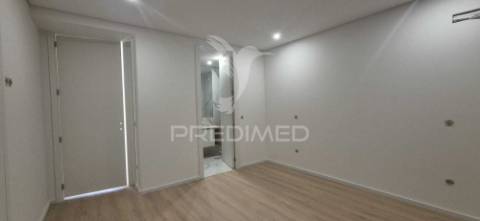 Moradia t4 em palmeira