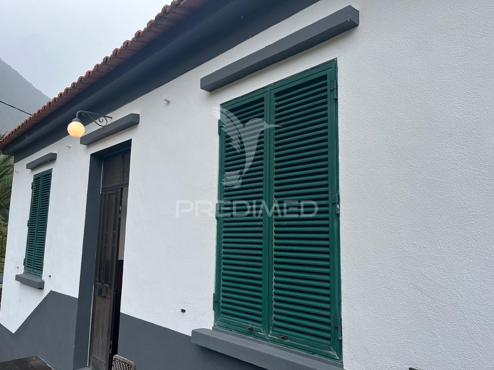 Moradia t3 com 2.000m2 de terreno em s. vicente