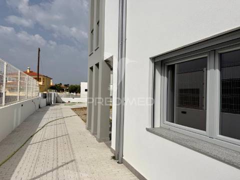 Moradia t4 de luxo isolada em azeitão