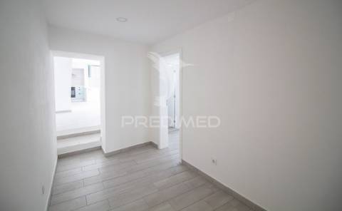 Moradia t2 no vimieiro com terraço e logradouro