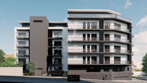 T3 c/ 3 frentes e 2 varandas | garagem p/ 2 carros | quinta viana