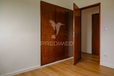 Apartamento t4 remodelado em abrantes.