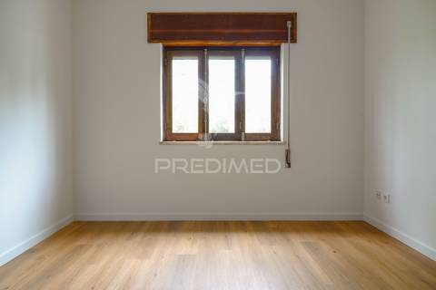 Apartamento t4 remodelado em abrantes.