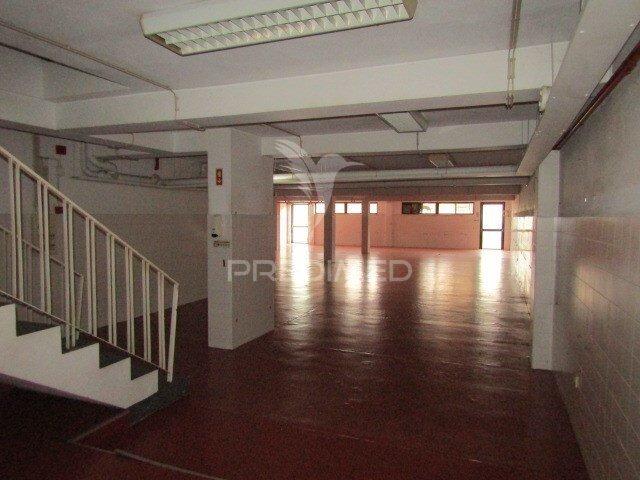 Loja comercial porto