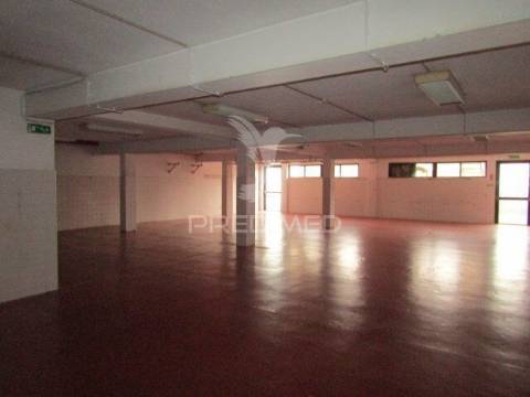 Loja comercial porto