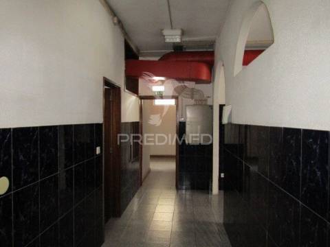 Loja comercial porto