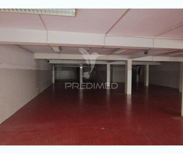 Espaço comercial no porto