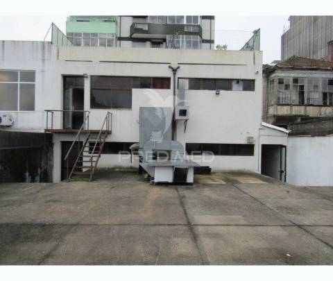 Espaço comercial no porto