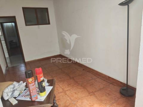 T1 convertido t2 laranjeiro com quintal