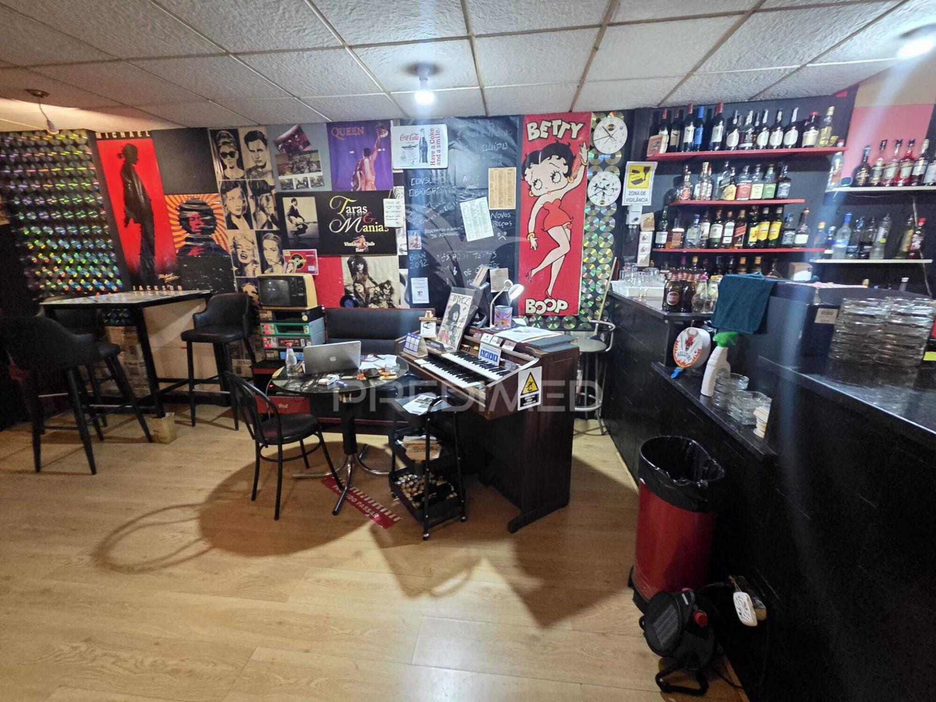 Oportunidade trespasse de bar & clube de bilhar