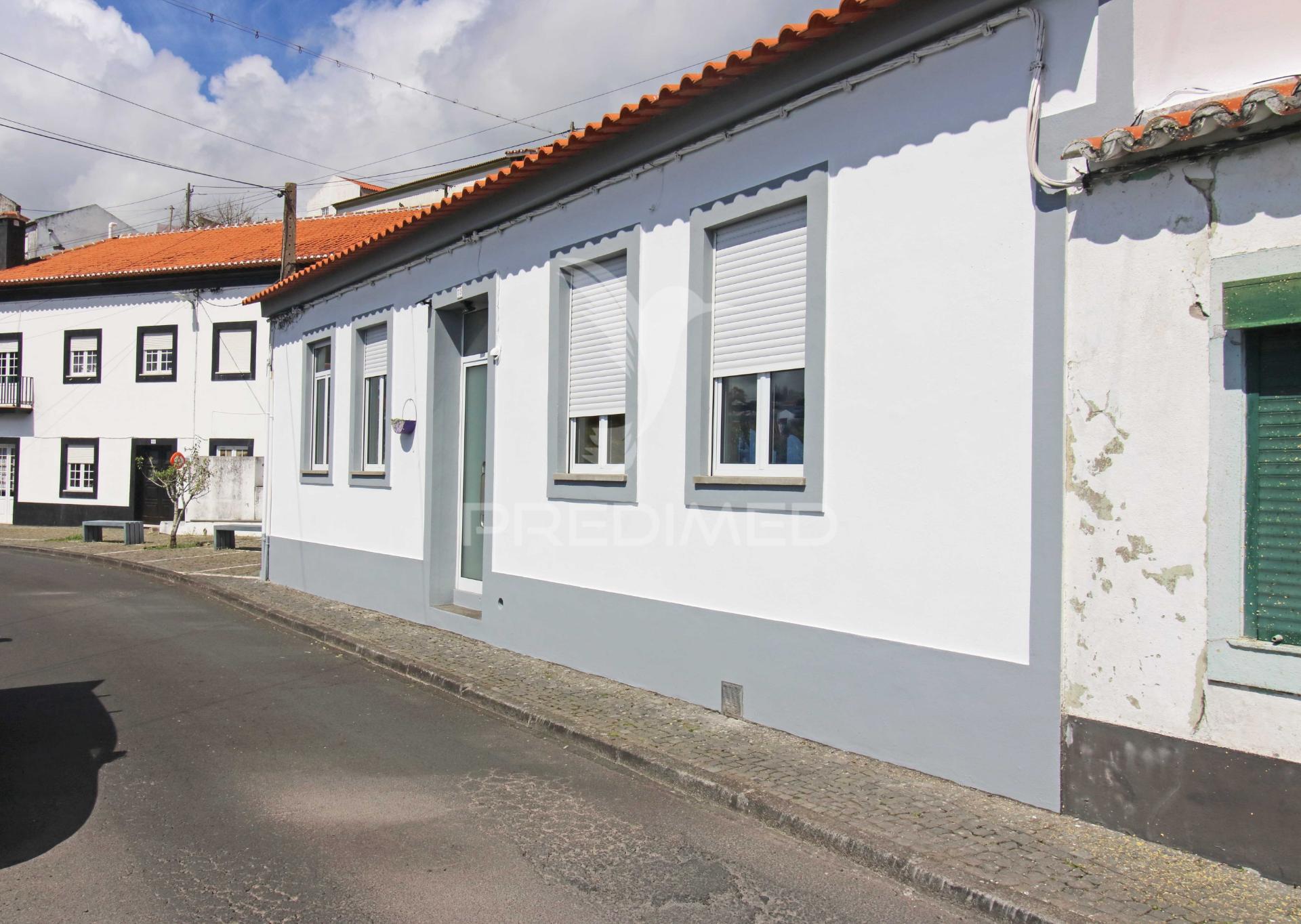 Moradia pronta a habitar