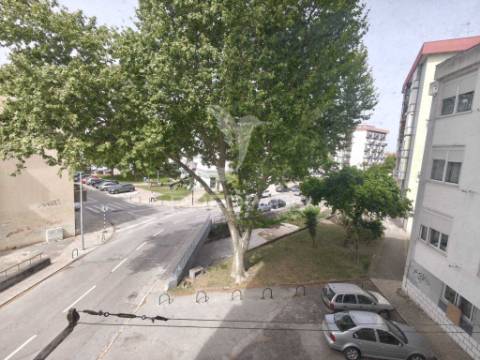 Apartamento t2 corroios