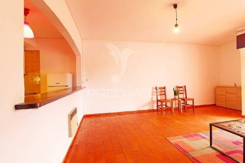 Apartamento t1 espaçoso para venda no monte choro