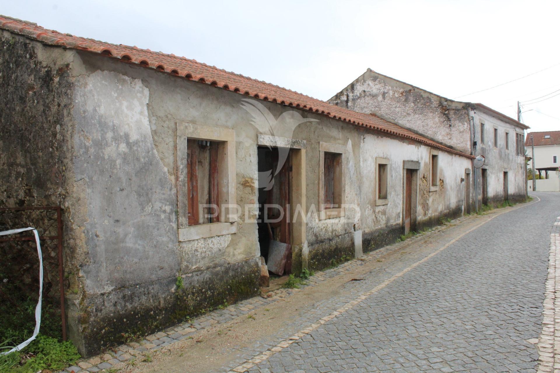 Excelente negócio 2 moradias e cinco mil metros urbanos
