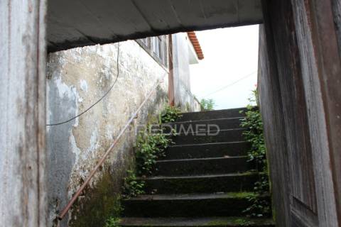 Excelente negócio 2 moradias e cinco mil metros urbanos