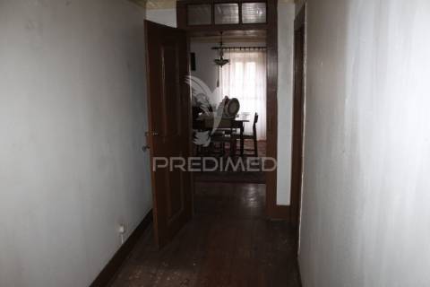 Excelente negócio 2 moradias e cinco mil metros urbanos