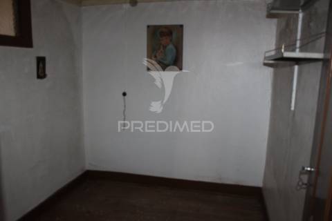 Excelente negócio 2 moradias e cinco mil metros urbanos