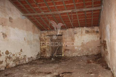 Excelente negócio 2 moradias e cinco mil metros urbanos