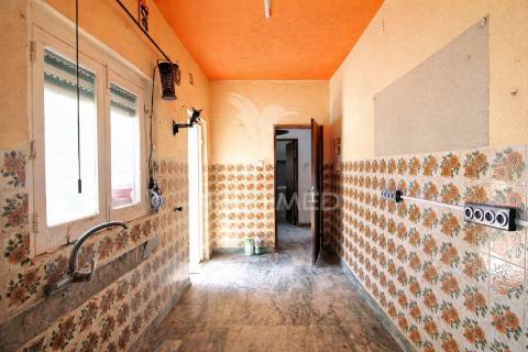 Moradia independente com lote de 502 m2 na lagoa de albufeira