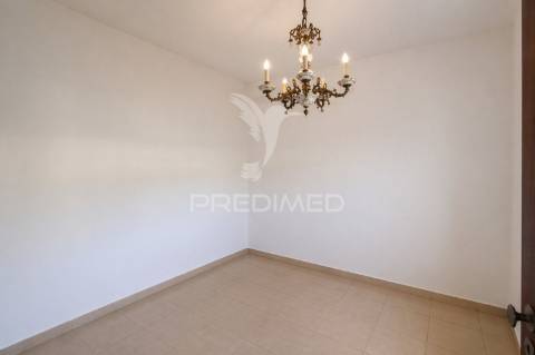 Moradia independente com lote de 502 m2 na lagoa de albufeira