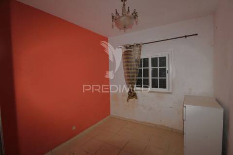 Moradia independente com lote de 502 m2 na lagoa de albufeira